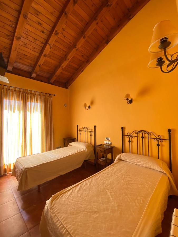 Hotel Hosteria De Monzon Monzón de Campos Esterno foto