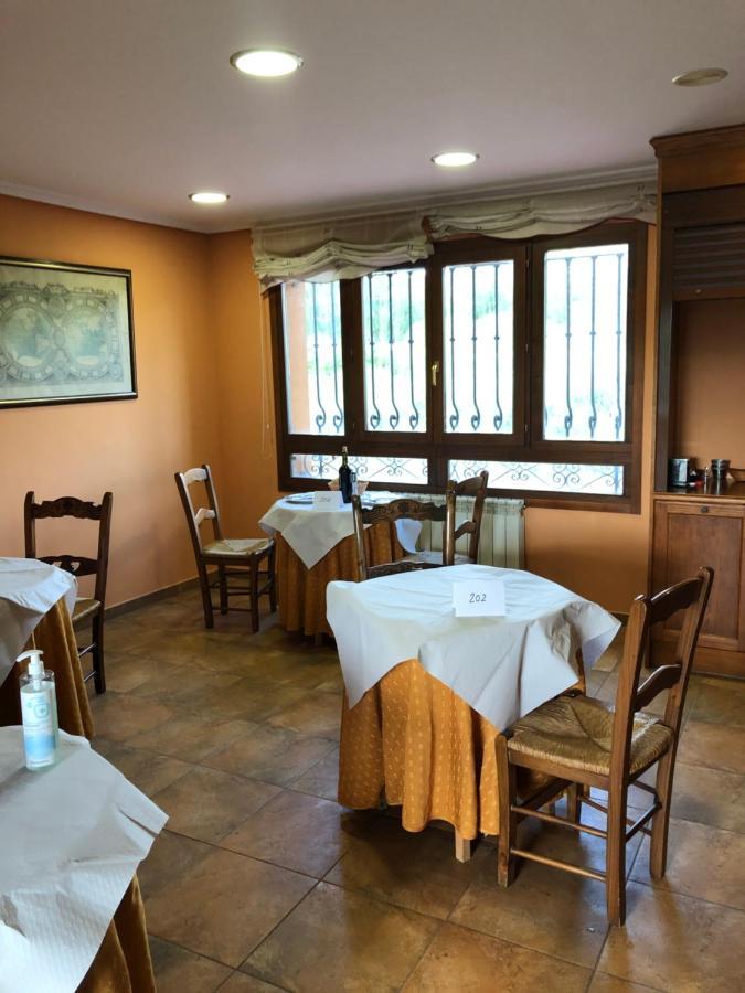 Hotel Hosteria De Monzon Monzón de Campos Esterno foto